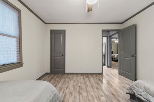 1246 Kenilworth Dr, Atlanta GA 30310-3940 exterior