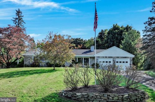 156 Northview Dr, Lancaster, PA 17601-3222