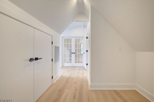 21 New St, Montclair NJ 07042-4543 exterior