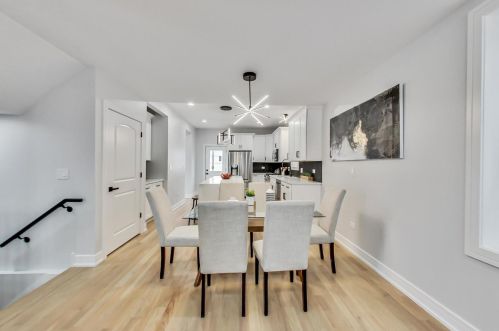 1624 Peterson Ave, Chicago IL  60660-2417 exterior