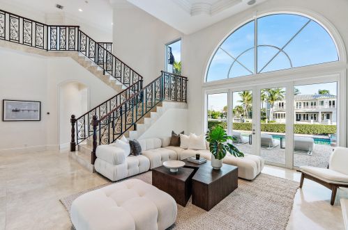 89 Is Dr, Boynton Beach FL 33435-3310 exterior