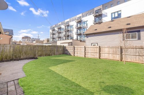 2153 Allis St, Milwaukee WI  53207-1343 exterior