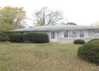 4030 Hemlock St, Milwaukee WI  53209-1959 exterior