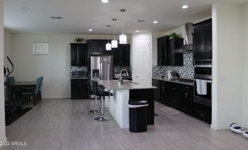 1087 Vine St, Chandler AZ  85286 exterior