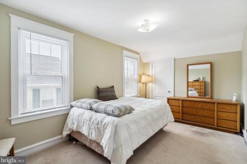 207 Front St, Media PA 19063-2710 exterior