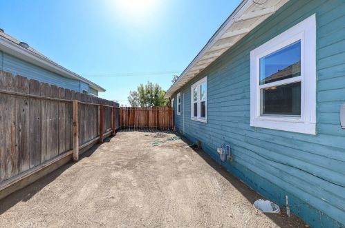 305 Palm St, Turlock CA  95380-4910 exterior