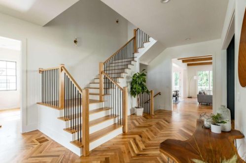 1130 Hudson Dr, Atlanta GA  30306-3578 exterior