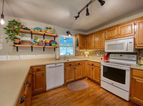 4706 Reed Rd, Gainesville GA 30507-8778 exterior