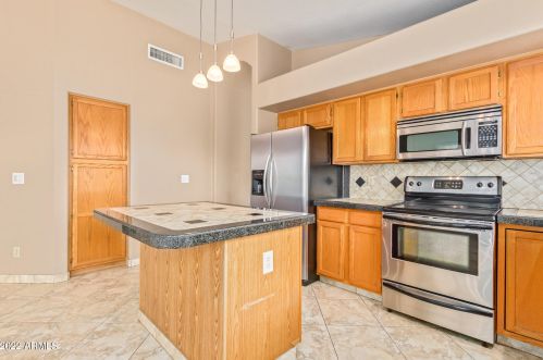 15464 44 Way, Phoenix AZ 85040-4026 exterior