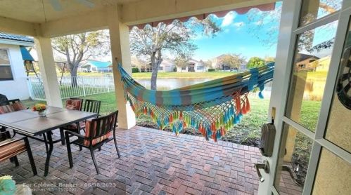 1807 Jamesport Dr, Fort Pierce FL 34953-4599 exterior