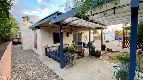 9401 Deer Trail Cir, Tucson, AZ 85710-8034