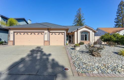 239 Keller Cir, Folsom, CA 95630-7626