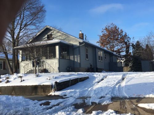 708 Maple St, Champaign IL  61820-2811 exterior