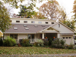 128 Gibbs St, Newton, MA 02459-1928