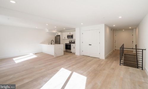 36 40th St, Philadelphia PA 19104-3043 exterior