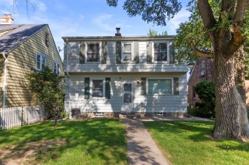 4919 72nd St, Milwaukee, WI 53220-4409