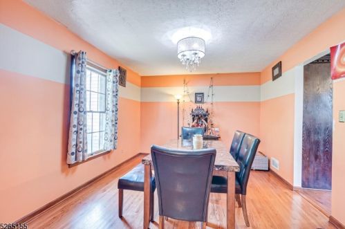 48 Morgan Ln, Bridgewater NJ 08807-3008 exterior