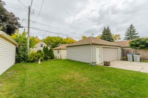 3716 Ohio Ave, Milwaukee WI 53207-2747 exterior