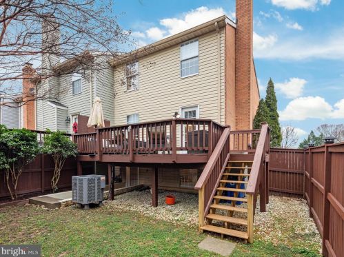 6070 Alexander Ave, Alexandria VA  22310-4382 exterior