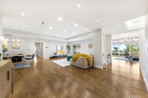 1347 Dana Pl, Fullerton CA  92831-1108 exterior