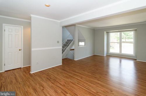 8016 Branch Wood Ct, Ellicott MD 21043-6937 exterior