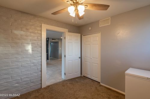 8051 Malvern St, Tucson AZ  85710-4238 exterior