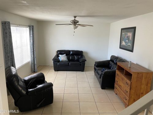 8224 33rd Ave, Phoenix AZ 85017-2303 exterior