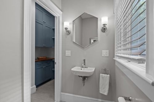 11 Robinwood Ave, Boston MA 02130-2127 exterior