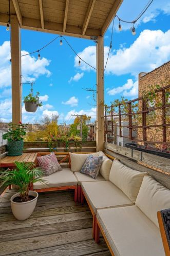 1439 Arthur Ave, Chicago IL 60626-5017 exterior