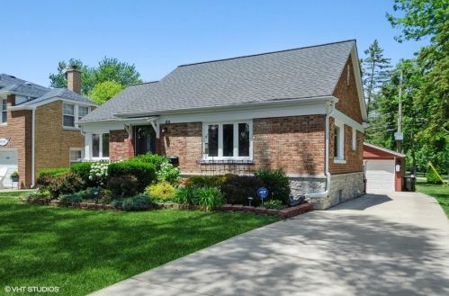 4530 Pratt Ave, Chicago, IL 60712-3340