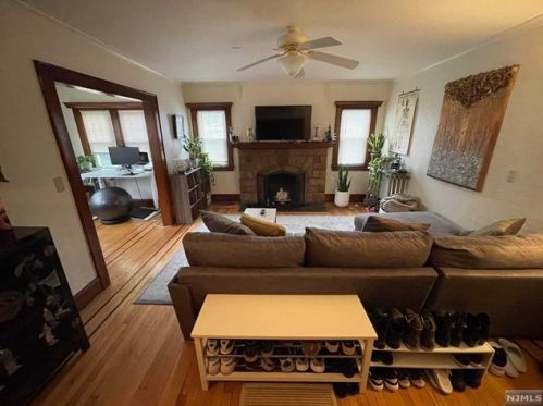 72 Clark St, Dumont NJ  07628-3206 exterior