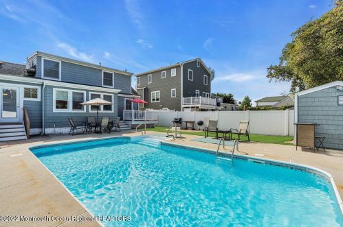 403 New York Ave, Point Pleasant Beach NJ 08742-3338 exterior