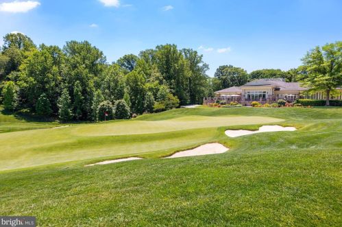 10028 Avenel Farm Dr, Rockville MD  20854-5412 exterior