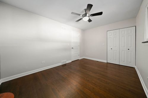 620 95th St, Chicago IL 60617-5005 exterior