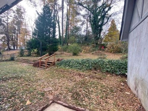 486 Barnett Dr, Atlanta GA 30354-1556 exterior