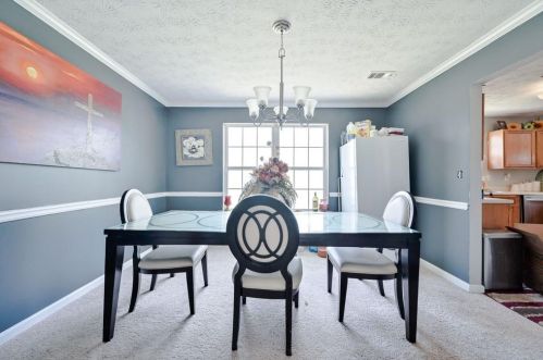 990 Palmer Rd, Lithonia GA 30058-2945 exterior