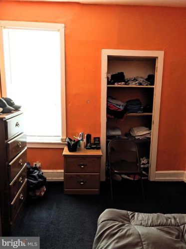 1909 3 St, Philadelphia PA 19122-0022 exterior