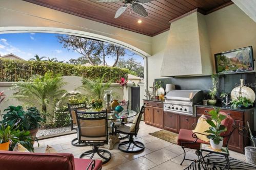 16627 Sedona De Avila, Tampa, FL 33613-5231