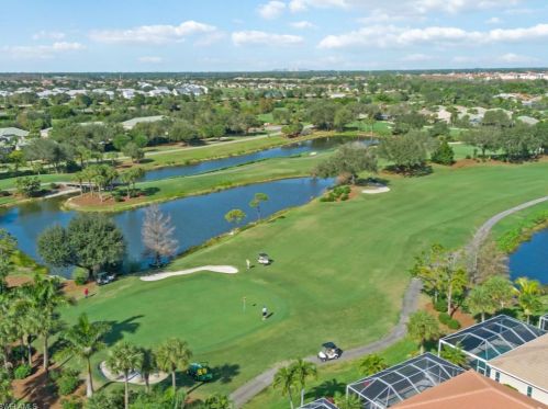 3535 Grand Cypress Dr, Naples FL 34119-7923 exterior