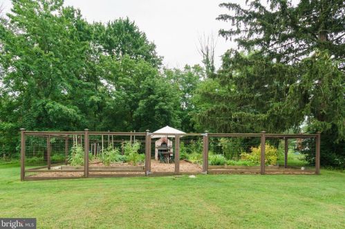 1377 Great Rd, Princeton NJ 08540-1203 exterior