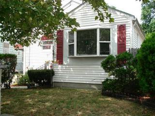 146 Donelson St, Providence RI  02908-2623 exterior