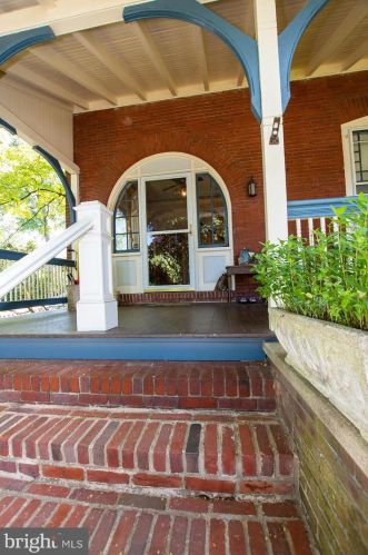 1 West St, Media PA 19063-2614 exterior