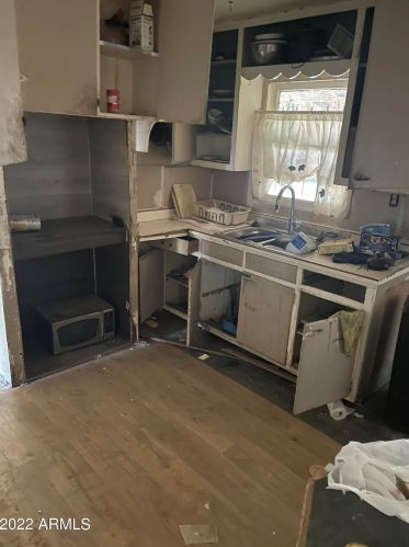 9628 10th Ave, Phoenix, AZ 85021-3105