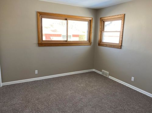 4236 84, Milwaukee WI 53228-2309 exterior