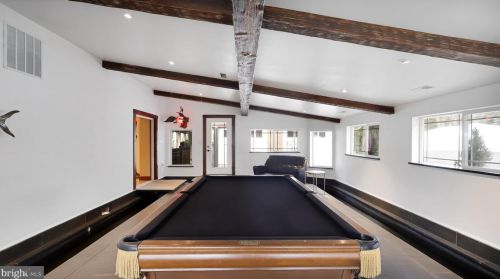 4512 Dolphin Ln, Alexandria VA 22309-3110 exterior