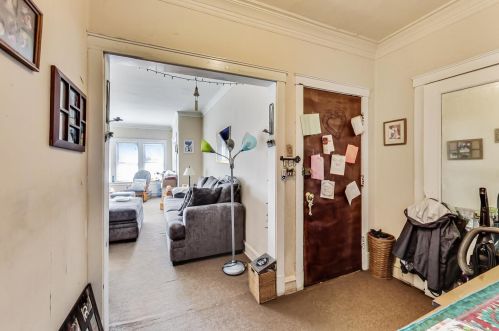 3256 Wilson Ave, Chicago IL 60640-5211 exterior