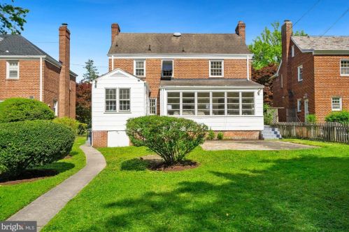 7832 16 St, Washington DC 20012-1210 exterior