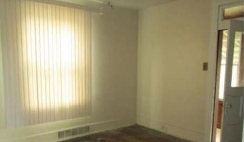 4624 Greensprings Ave, Pittsburgh PA 15122-1753 exterior