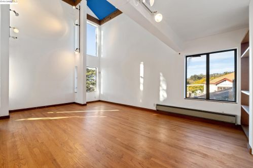 339 Colusa Ave, Berkeley CA 94707-1210 exterior