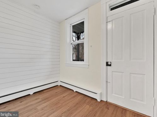 27 New Dorwart St, Lancaster PA 17603-5220 exterior